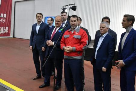 Г.А. Зюганов посетил Кировский завод в Санкт-Петербурге