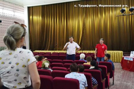 Астраханская область: кандидаты в депутаты Госдумы Н.В. Арефьев и Х.А. Аитов провели 12 встреч с избирателями за 4 дня