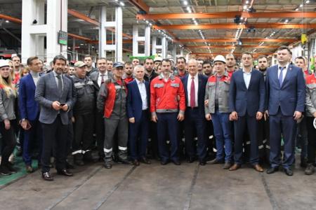 Г.А. Зюганов посетил Кировский завод в Санкт-Петербурге