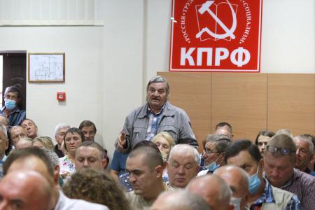 В Симферополе состоялась встреча Павла Грудинина и кандидатов-коммунистов с избирателями