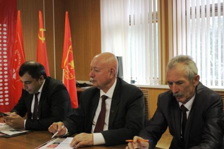 Лидер ставропольских коммунистов Виктор Гончаров: Добиваться проведения честных выборов!