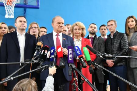 Г.А. Зюганов проголосовал на выборах депутатов Государственной Думы