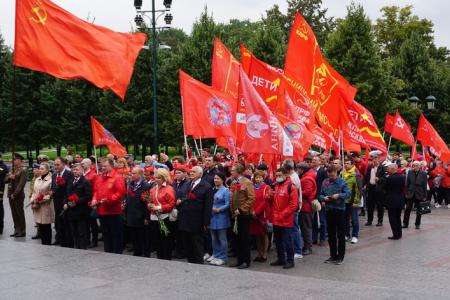 Поклон победителям
