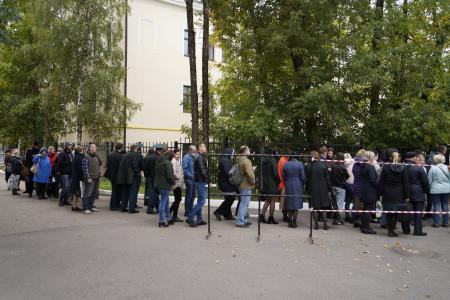 Псков. Выборы. День первый, открепительный