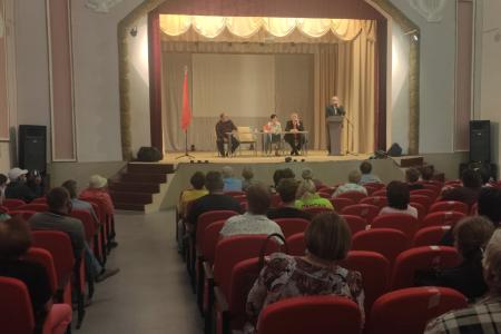 В Алтайском крае проходят агитационные встречи с участием Павла Грудинина