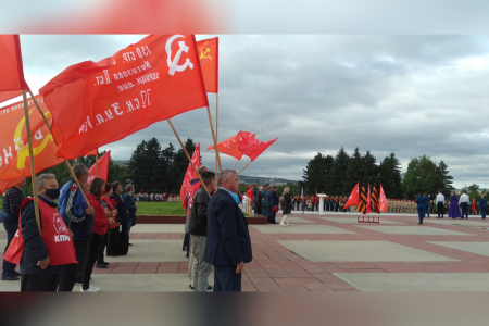 Коммунисты Забайкалья почтили память павших в боях в годы Второй мировой войны