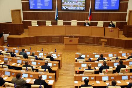 Заместителем председателя Законодательного Собрания Свердловской области избран коммунист А.Н. Ивачев