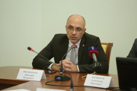 Денис Сидоров предложил увеличить финансирование службы по контролю за бездомными животными в Рязани