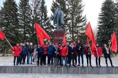 В Чувашии отметили День рождения комсомола