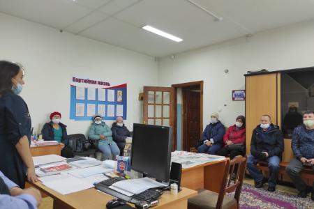 Тюменская область. Депутат-коммунист Регина Юхневич встретилась с жителями Ярковского района