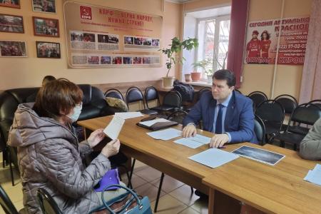 Олег Лебедев помогает жителям Пролетарского района города Твери решить вопрос водоснабжения