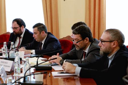 Александр Ющенко принял участие в расширенном заседании Комитета Госдумы по информполитике