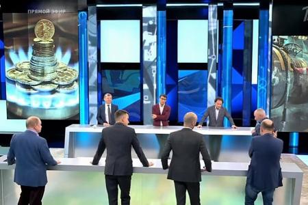 Дмитрий Новиков на Первом канале: Когда гасят Вечный огонь, за спиной у президента такой страны маячит мурло фашизма