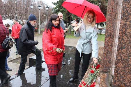 Ярославские коммунисты и комсомольцы отметили 103-ю годовщину ВЛКСМ