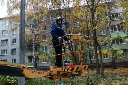 Калуга. Депутаты помогают ветеранам