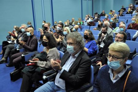 Дмитрий Новиков приветствовал участников встречи в Париже в честь Мориса Тореза