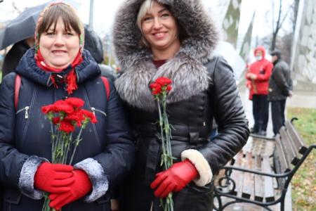 Ярославские коммунисты и комсомольцы отметили 103-ю годовщину ВЛКСМ