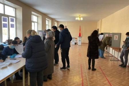 К.К. Тайсаев в качестве руководителя делегации Государственной Думы принял участие в работе группы международных наблюдателей на выборах в Кыргызстане