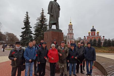 Новгородская область отмечает День Великого Октября