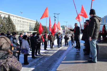 Коммунисты Приамурья отметили 104-ю годовщину Великого Октября