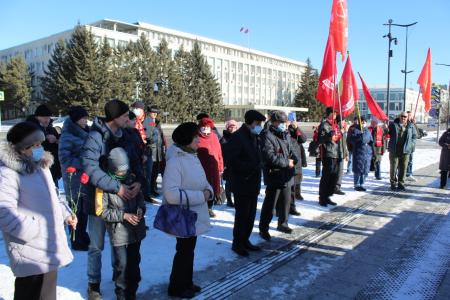 Коммунисты Приамурья отметили 104-ю годовщину Великого Октября