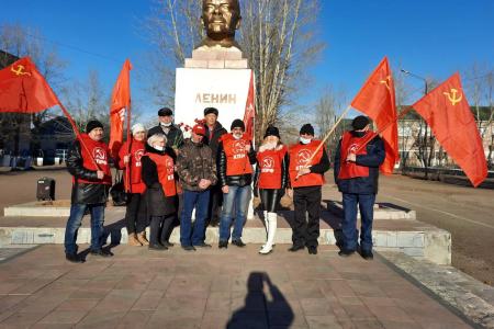 Коммунисты Забайкалья встретили 104-ю годовщину Великой Революции