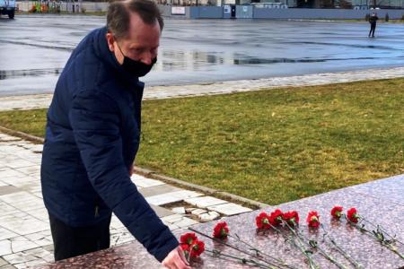 Саратовские коммунисты отметили 104-ю годовщину Великой Октябрьской социалистической революции