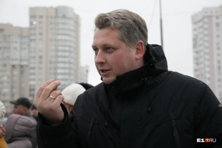 Екатеринбург. Массовый пикет против QR-кодов