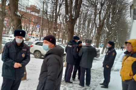 Полиция обеспокоена протестами ивановских коммунистов