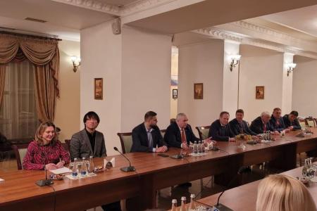 Казбек Тайсаев прибыл в Кыргызстан для участия в работе группы международных наблюдателей на парламентских выборах