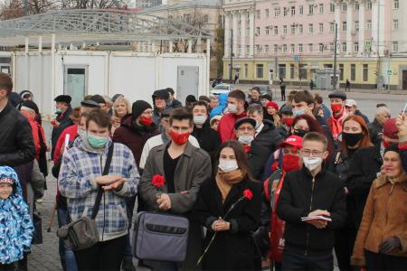 В Воронеже отметили 104-ю годовщину Великого Октября