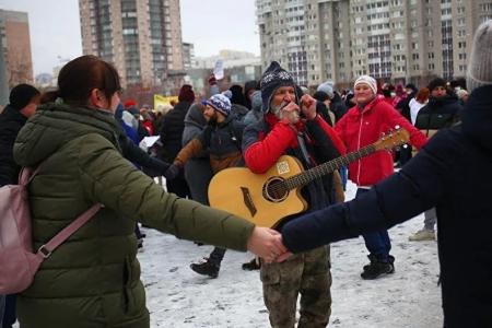Екатеринбург. Массовый пикет против QR-кодов