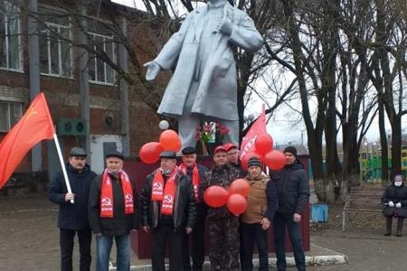 Удмуртия достойно встретила 104-ю годовщину Великой Октябрьской социалистической революции