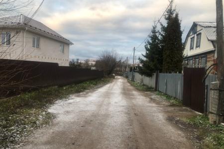 В Туле депутат-коммунист Алексей Лебедев добивается от городских чиновников ремонта разбитых дорог