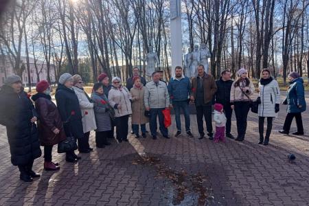 Подмосковные коммунисты: Мы продолжатели дел Великого Октября!