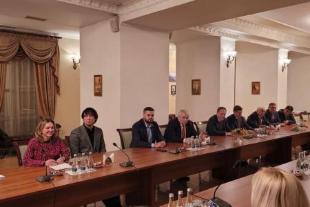 Казбек Тайсаев прибыл в Кыргызстан для участия в работе группы международных наблюдателей на парламентских выборах