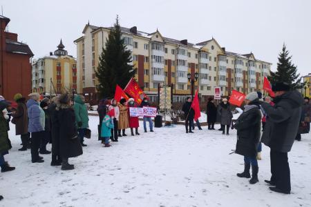 Тюменская область. В Тобольске прошел массовый митинг протеста против QR-кодов