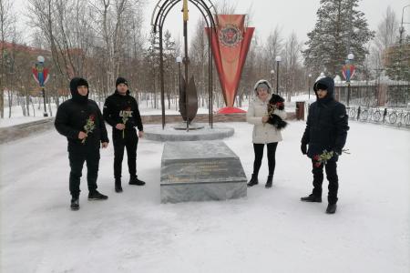 На Ямале прошла комсомольская акция, посвященная 100-летию СССР