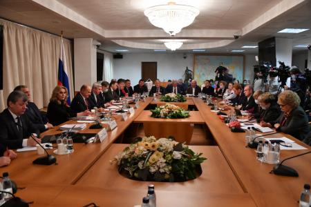 Половина победы. В Госдуме состоялась встреча фракции КПРФ с Голиковой, Мурашко и Поповой