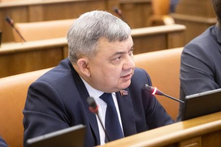 Красноярские краевые депутаты-коммунисты продавили поправки в бюджет и выступили против QR-кодов на заседании сессии краевого парламента