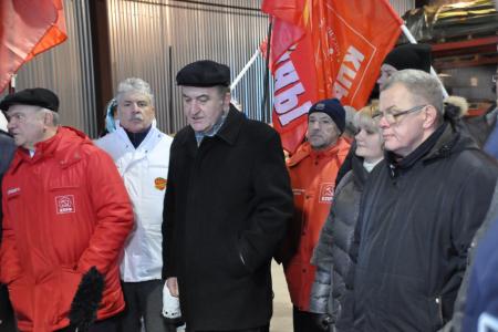 КПРФ отправила на Донбасс 93-й новогодний гуманитарный конвой