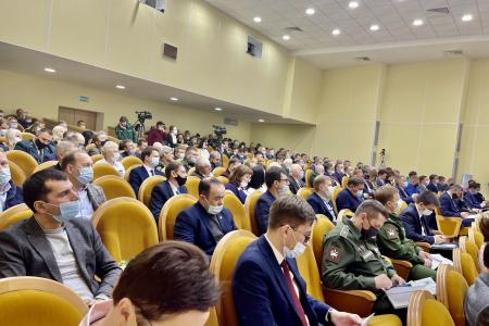 Олег Лебедев выступил в Вологде на Международном форуме «Российский лес»