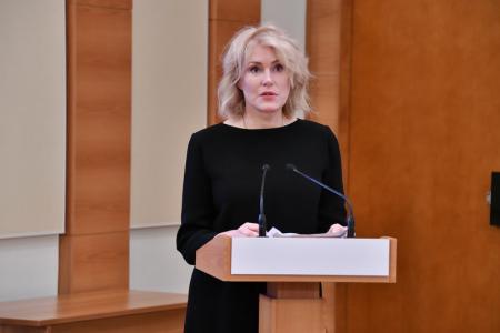 КПРФ в Госдуме провела круглый стол о законодательном обеспечении противодействия распространению новой коронавирусной инфекции