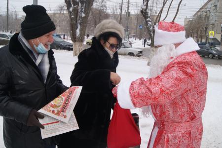 Сталинградские коммунисты поздравили волгоградцев с Днем образования СССР и наступающим Новым годом