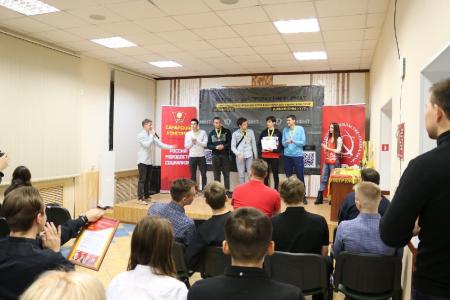 Самарская область. КПРФ наградила спортсменов-футболистов