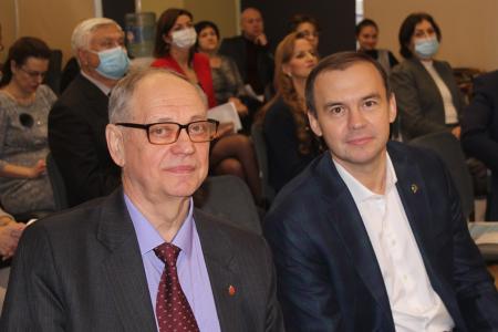 Ю.В. Афонин принял участие в мероприятиях, посвящённых 90-летию В.А. Стародубцева, и выступил перед участниками комсомольского слёта ЦФО в Туле
