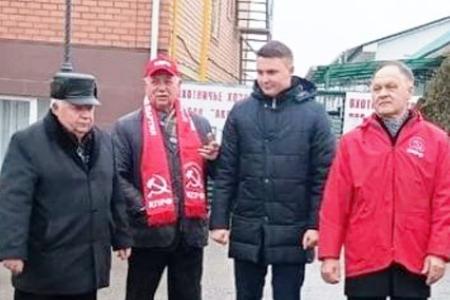 Ставропольский край. Почёт и цветы – Великому Вождю!