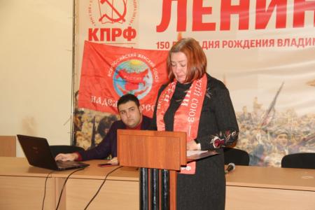 За нами Москва! За нами Россия!