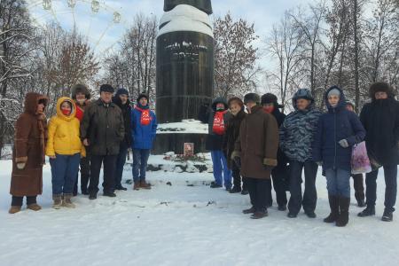 Ивановские коммунисты отметили 142-ю годовщину со дня рождения И.В. Сталина