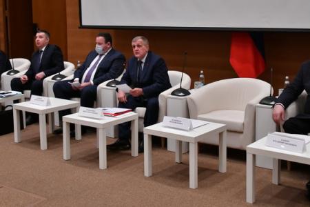 Министр Антон Котяков принял участие в заседании фракции КПРФ в Госдуме